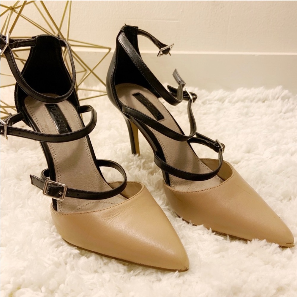 Topshop Giselle' Buckle Black and Nude Heels Size Pointy Toe size US 6-Euro36